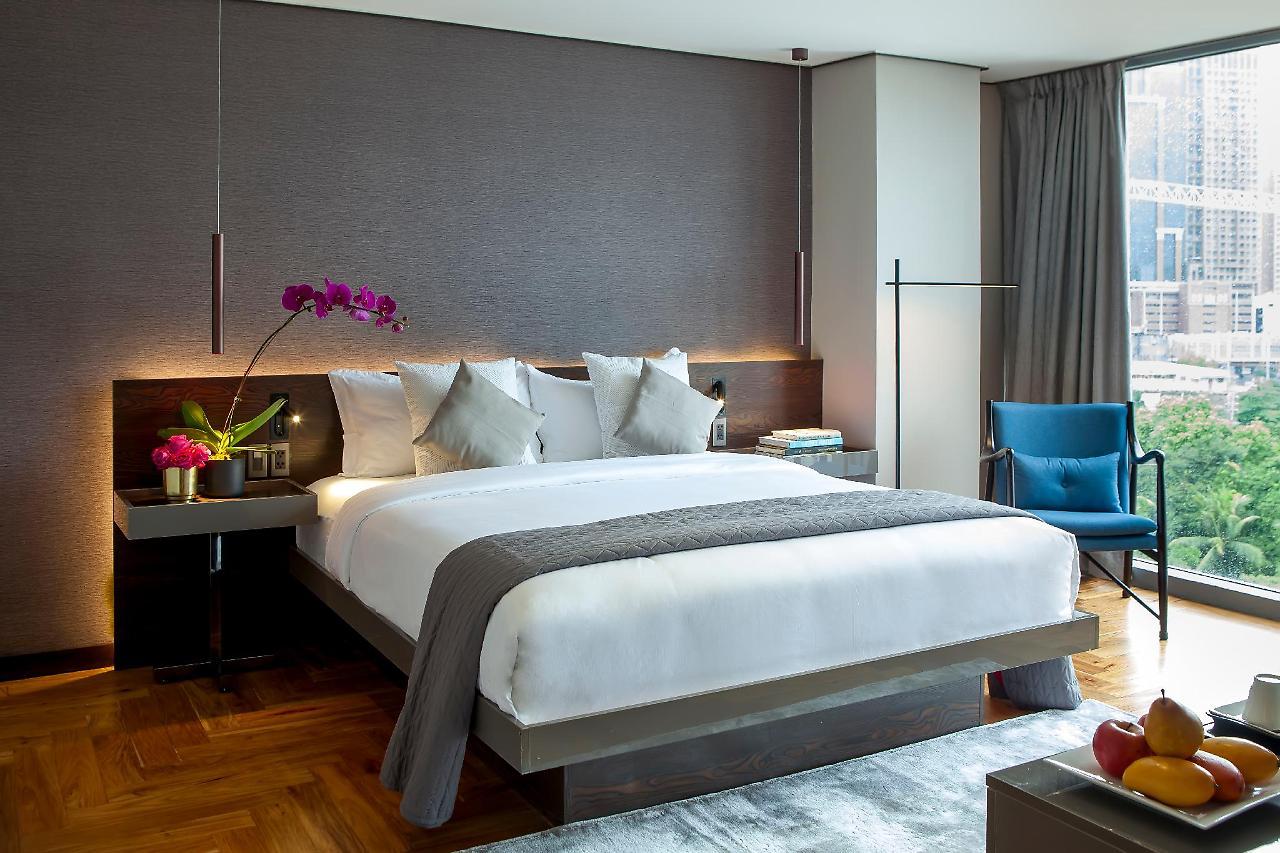 Ramada Encore By Wyndham Makati Makati City Bagian luar foto