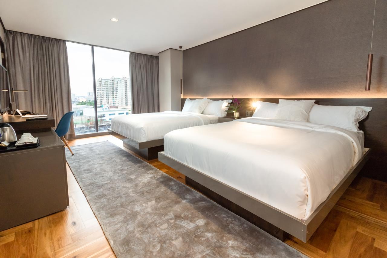 Ramada Encore By Wyndham Makati Makati City Bagian luar foto
